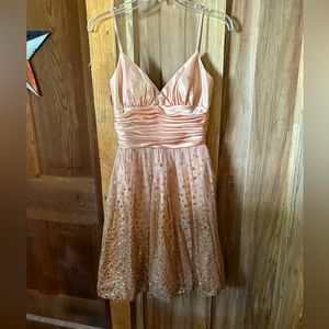 Morgan & Co rose gold dress size 5/6